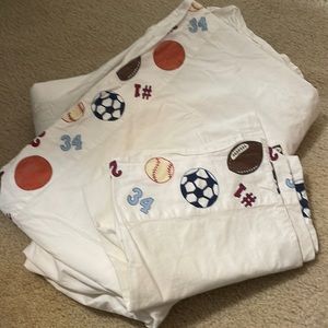 Full size top sheet and two pillowcases